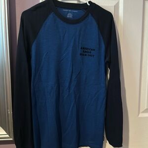 American Eagle Men’s Small Long Sleeve Shirt